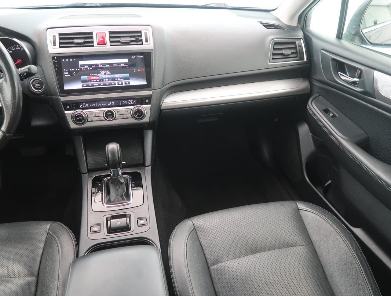 2016 Subaru OUTBACK - 11