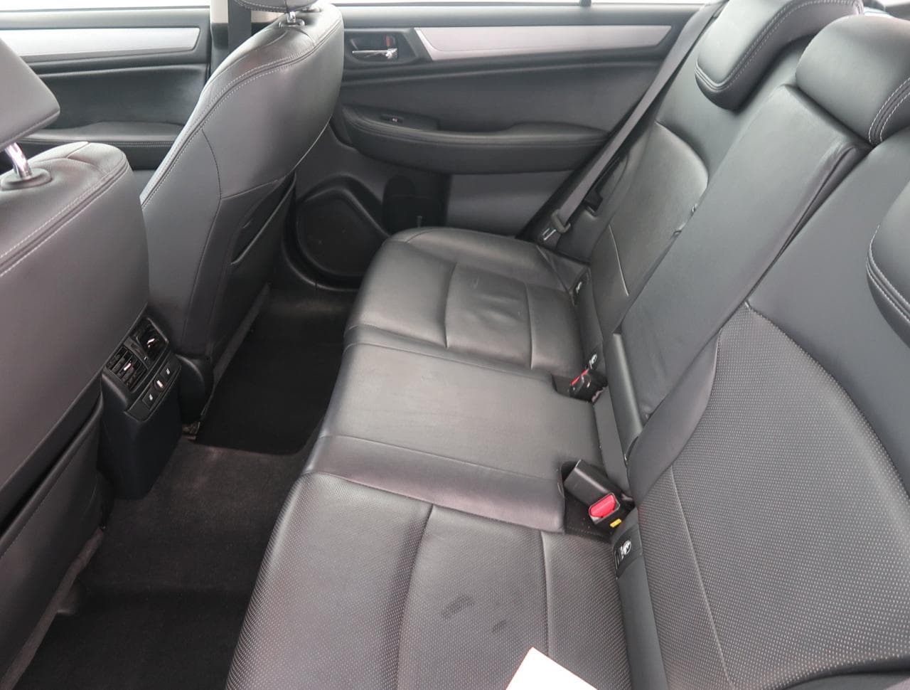 2016 Subaru OUTBACK - 15