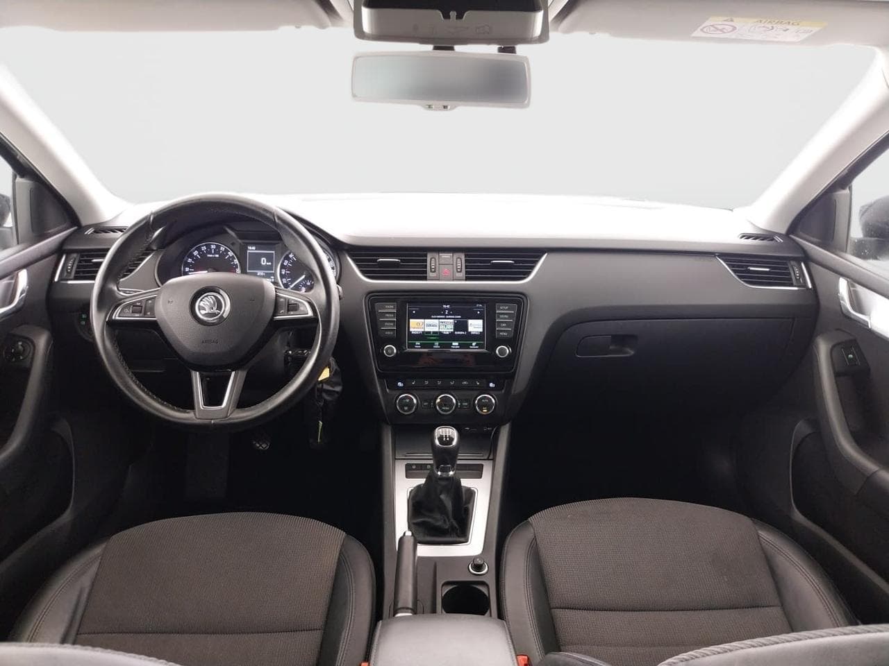 2015 Škoda OCTAVIA - 11