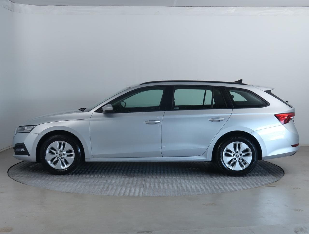2023 Škoda OCTAVIA - 4