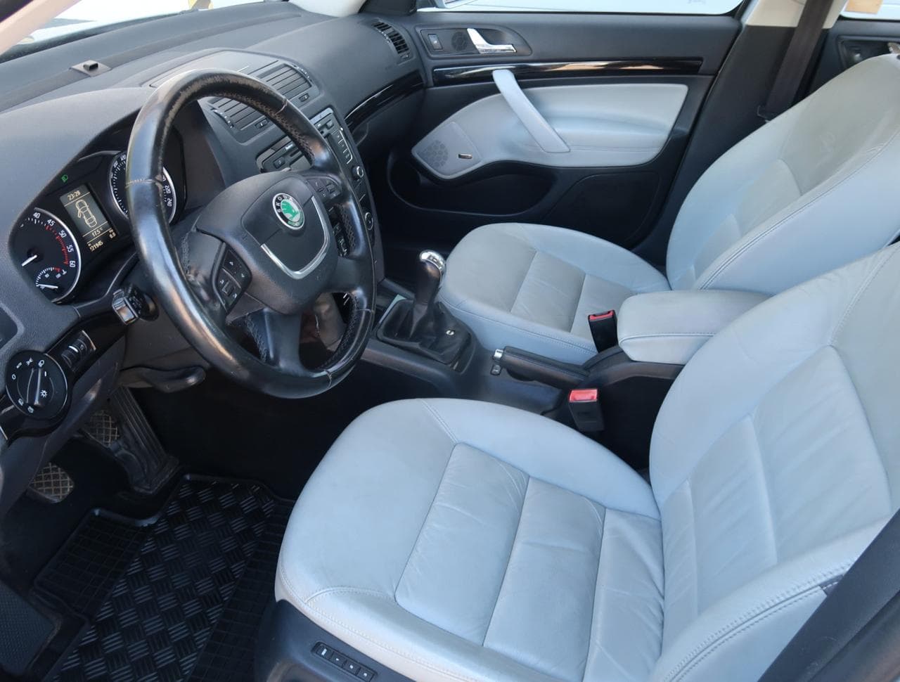 2009 Škoda OCTAVIA - 16