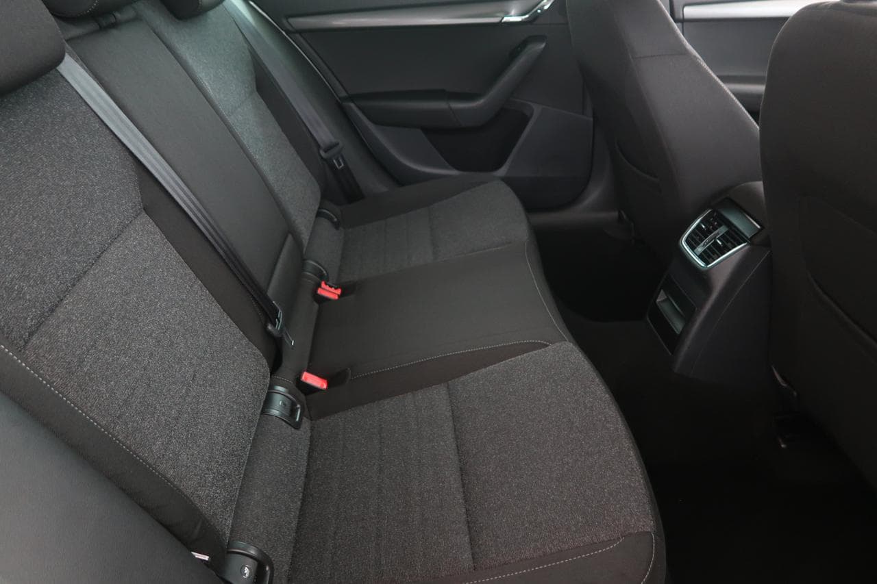 2019 Škoda OCTAVIA - 13