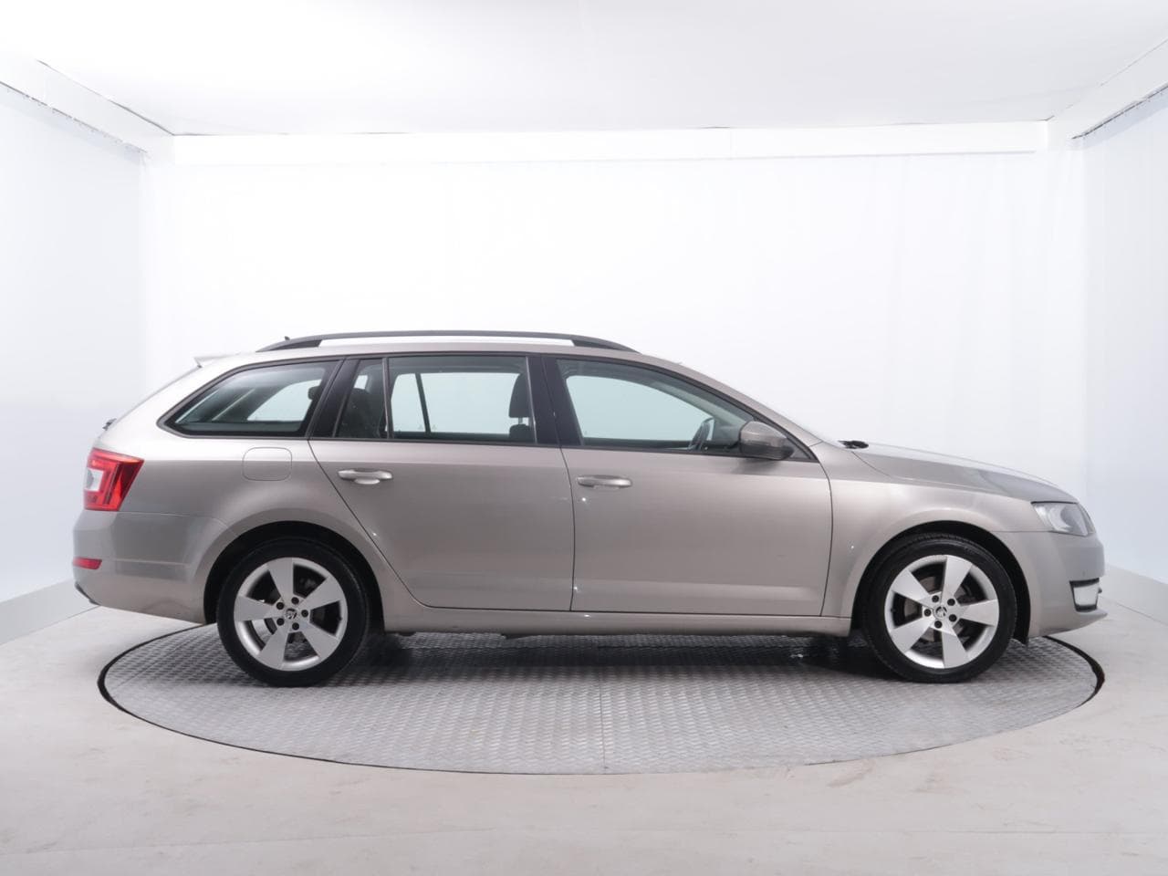 2017 Škoda OCTAVIA - 8