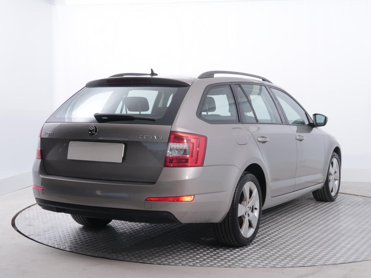 2017 Škoda OCTAVIA - 7