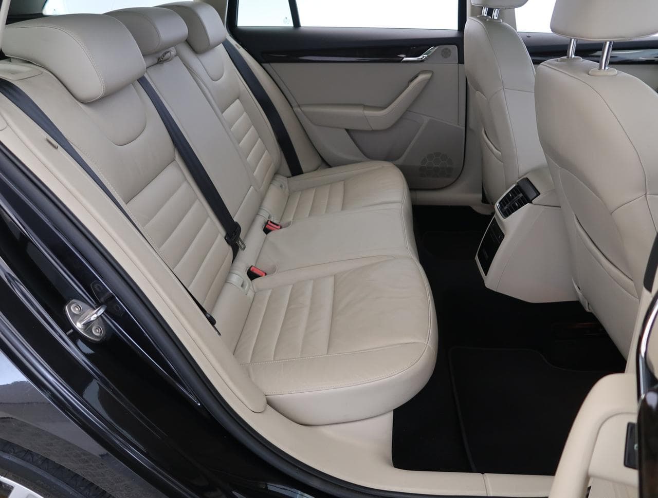 2014 Škoda OCTAVIA - 13