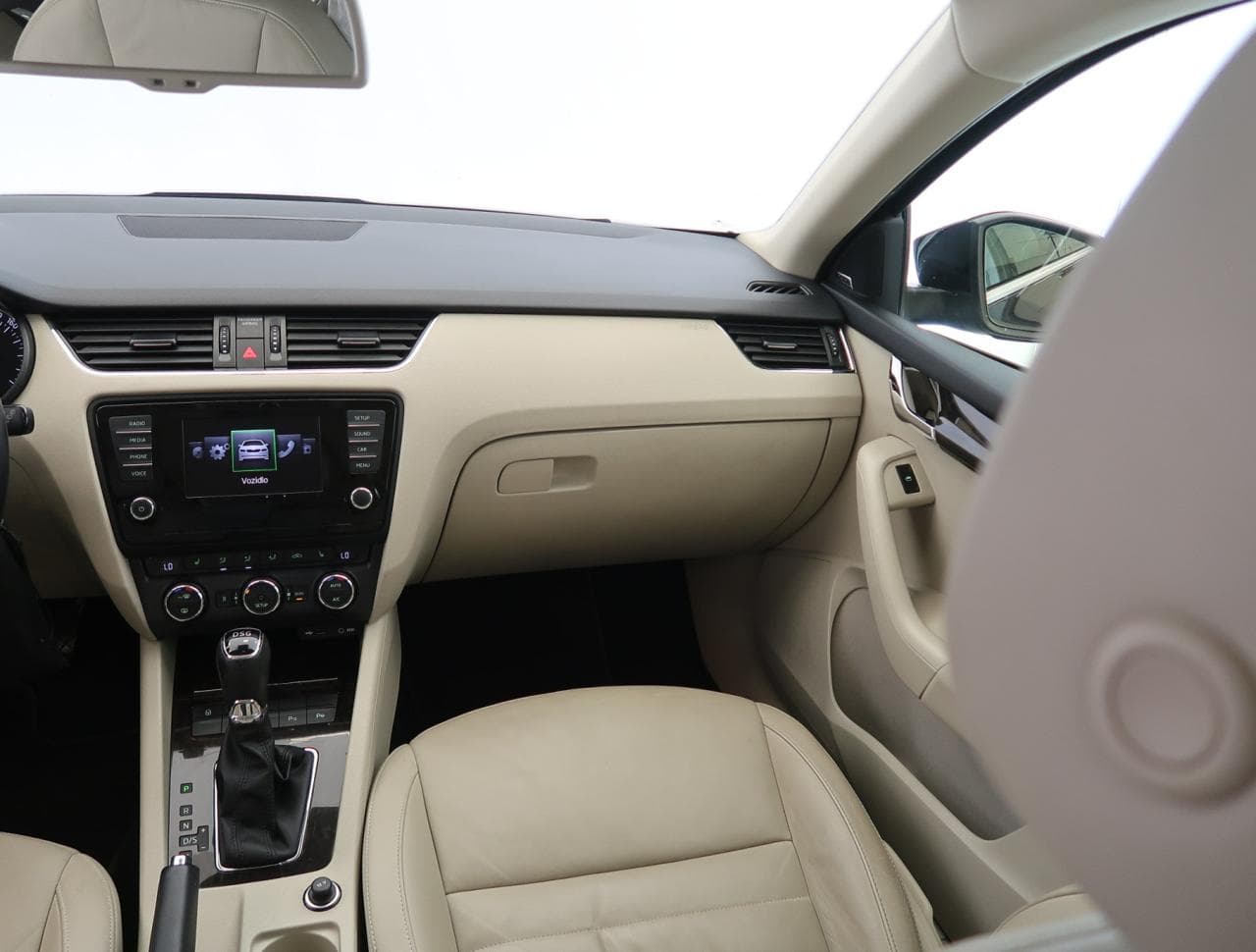 2014 Škoda OCTAVIA - 11