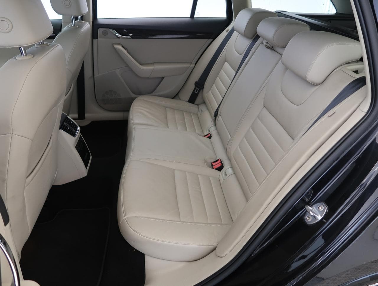 2014 Škoda OCTAVIA - 15