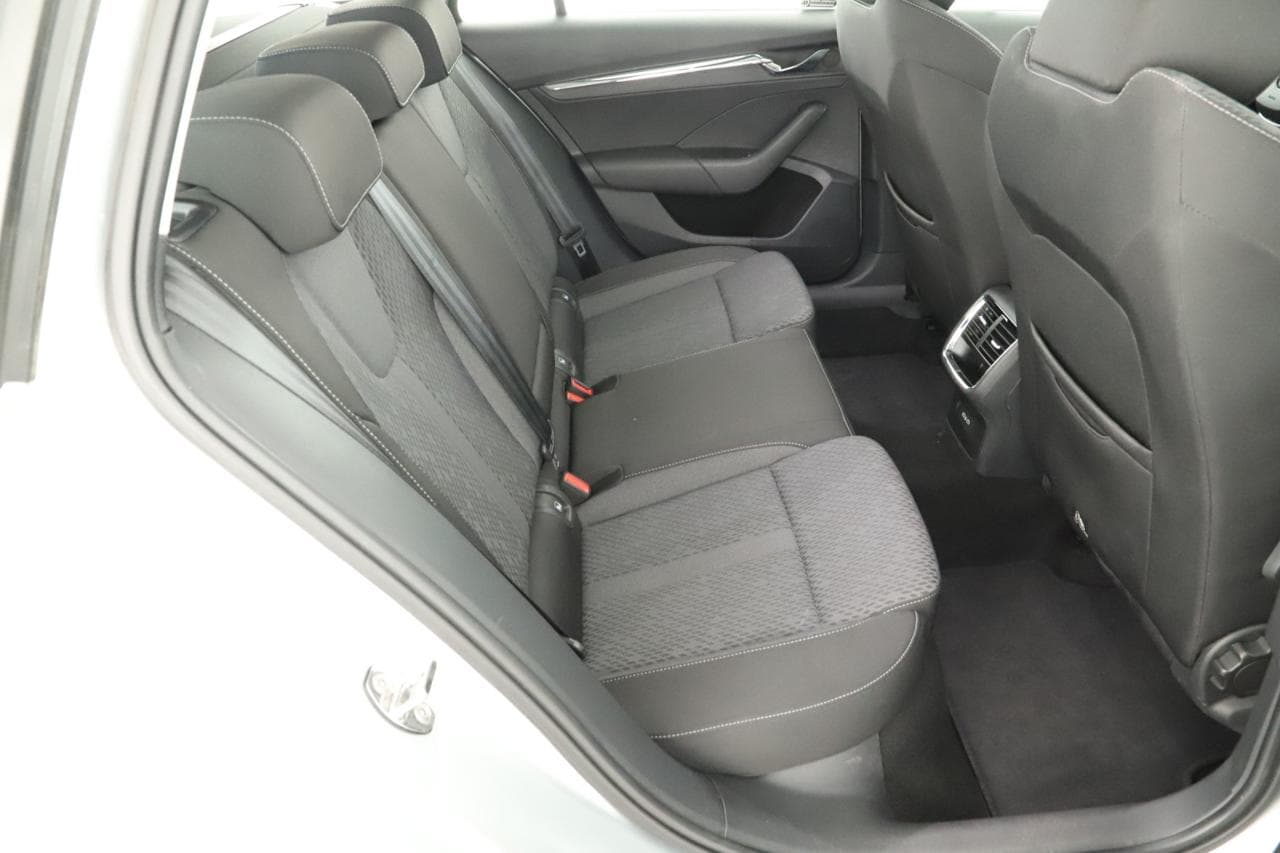 2021 Škoda OCTAVIA - 11