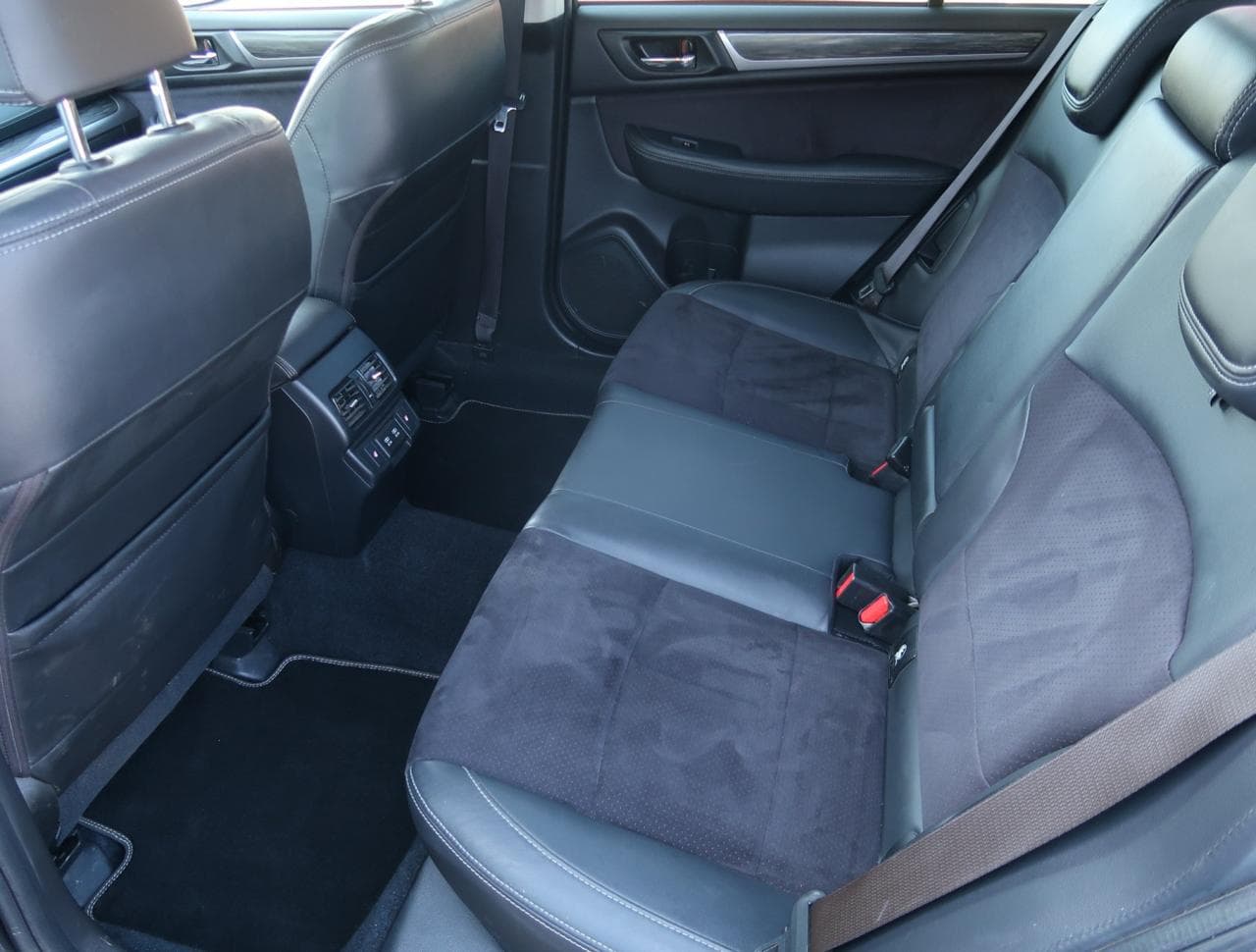2020 Subaru OUTBACK - 15