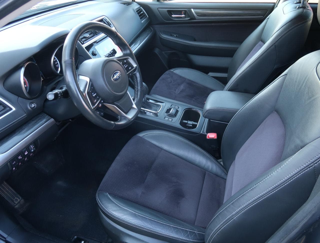 2020 Subaru OUTBACK - 16