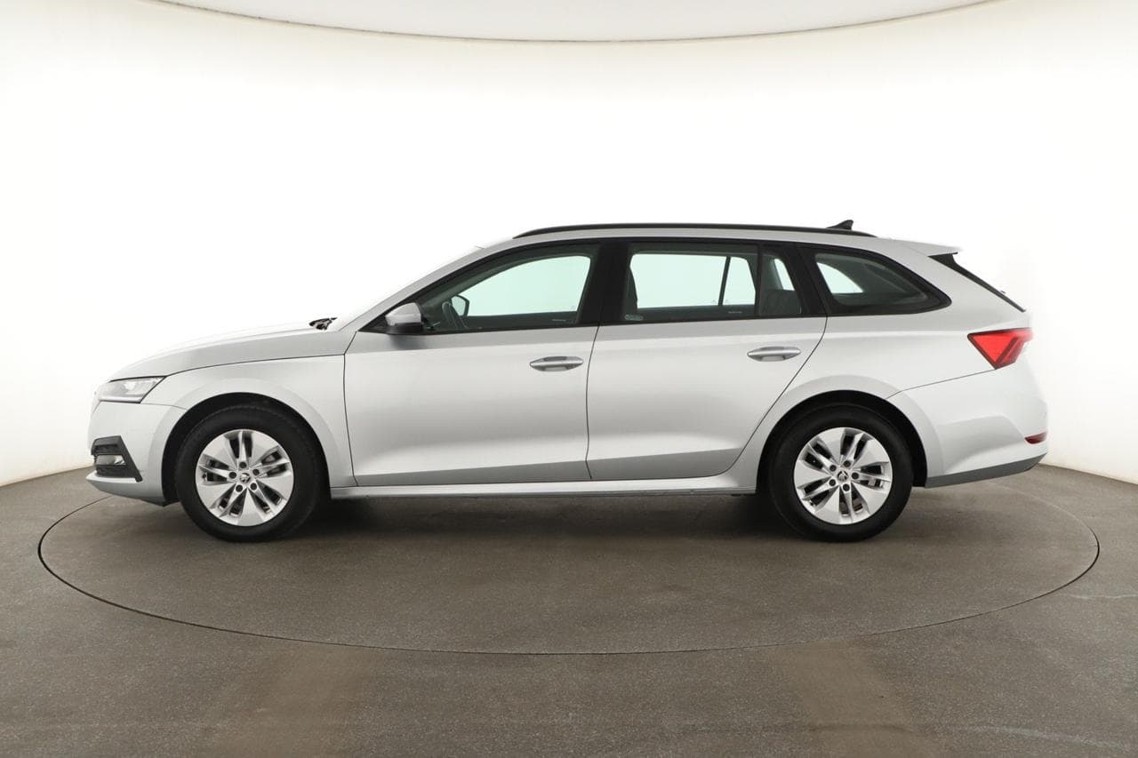 2023 Škoda OCTAVIA - 4