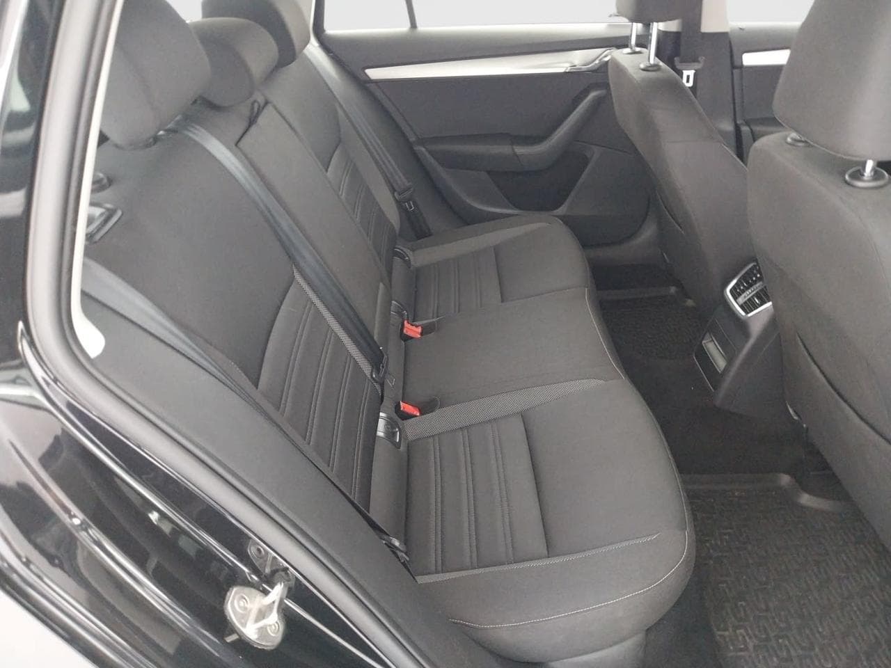2018 Škoda OCTAVIA - 13
