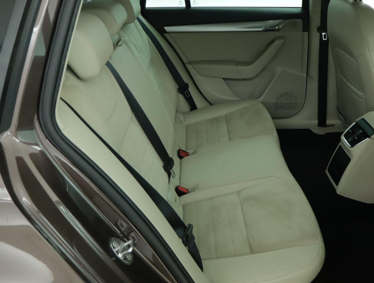2013 Škoda OCTAVIA - 13