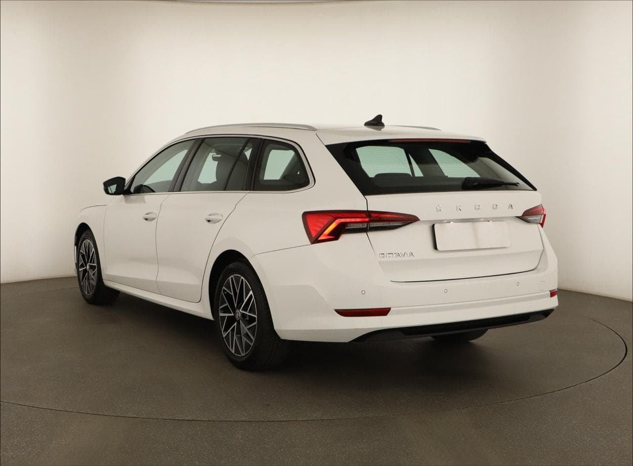 2021 Škoda OCTAVIA - 5