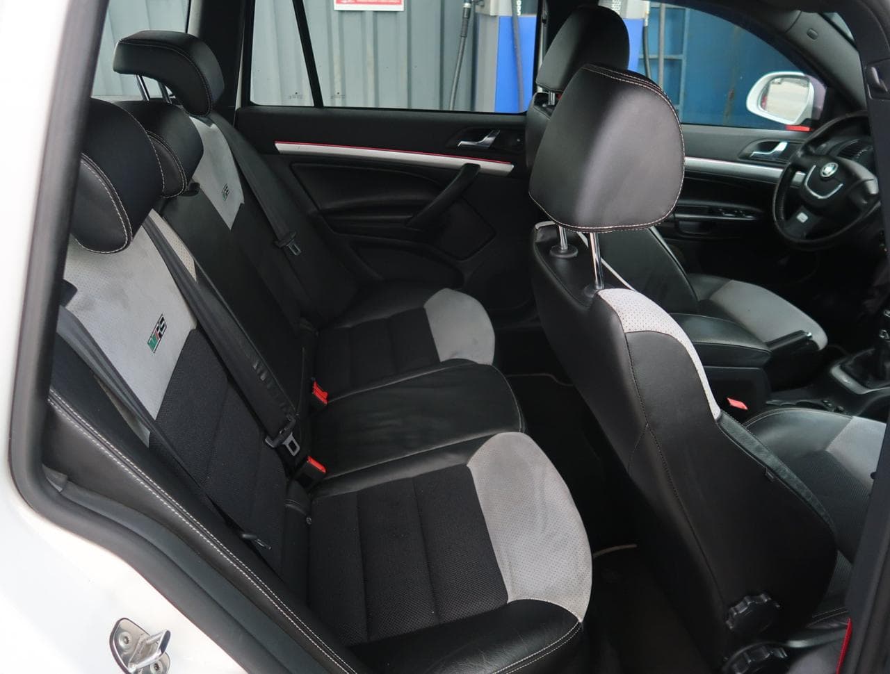 2010 Škoda OCTAVIA - 13