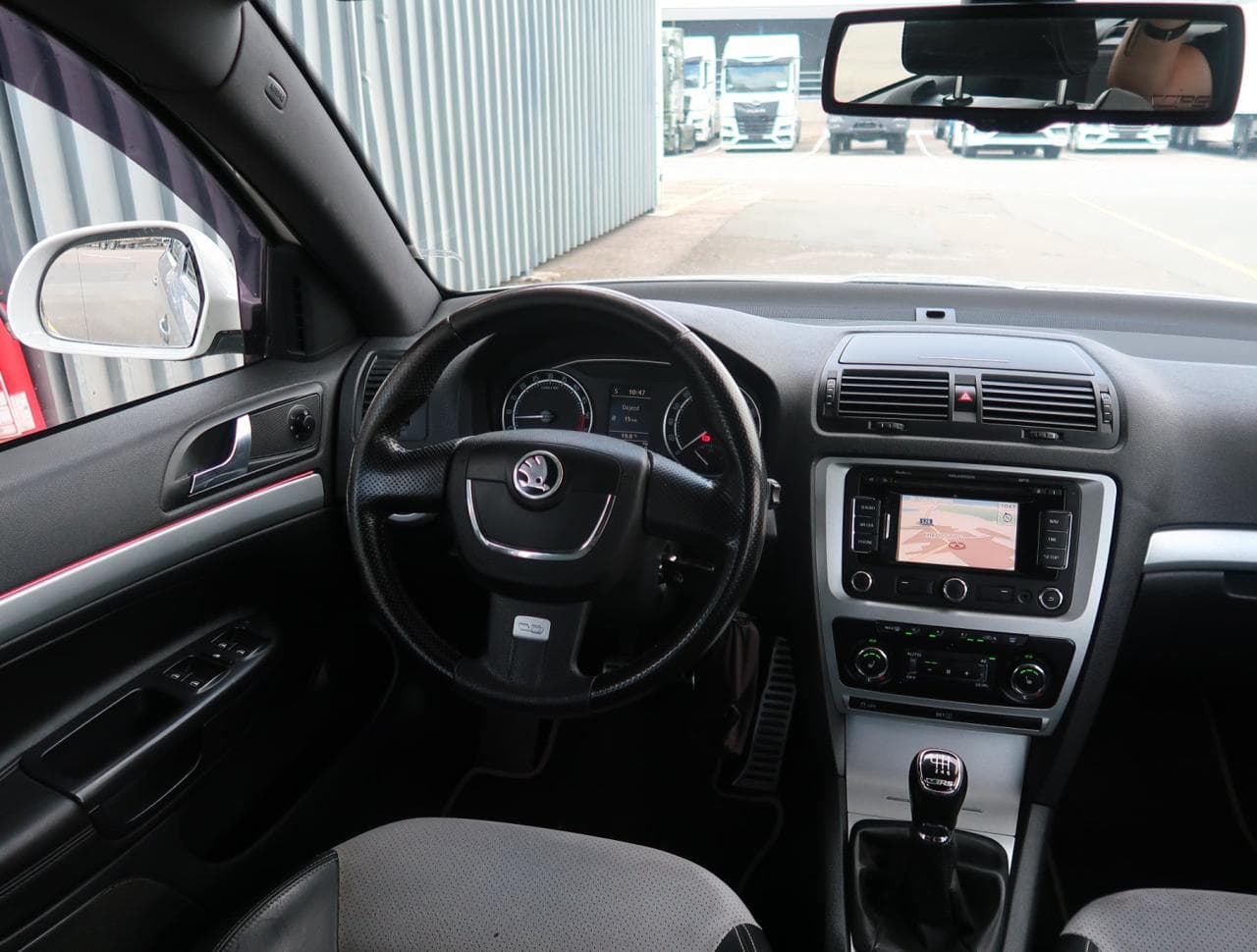 2010 Škoda OCTAVIA - 9