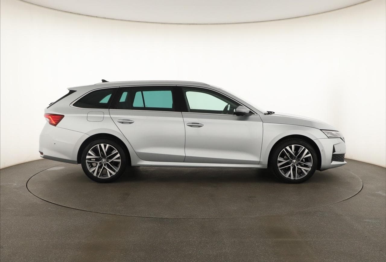 2024 Škoda OCTAVIA - 8