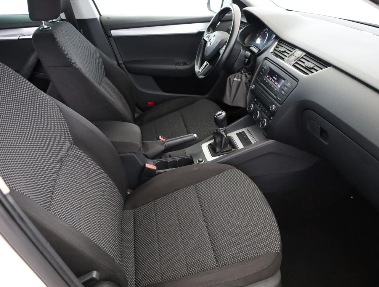 2014 Škoda OCTAVIA - 10