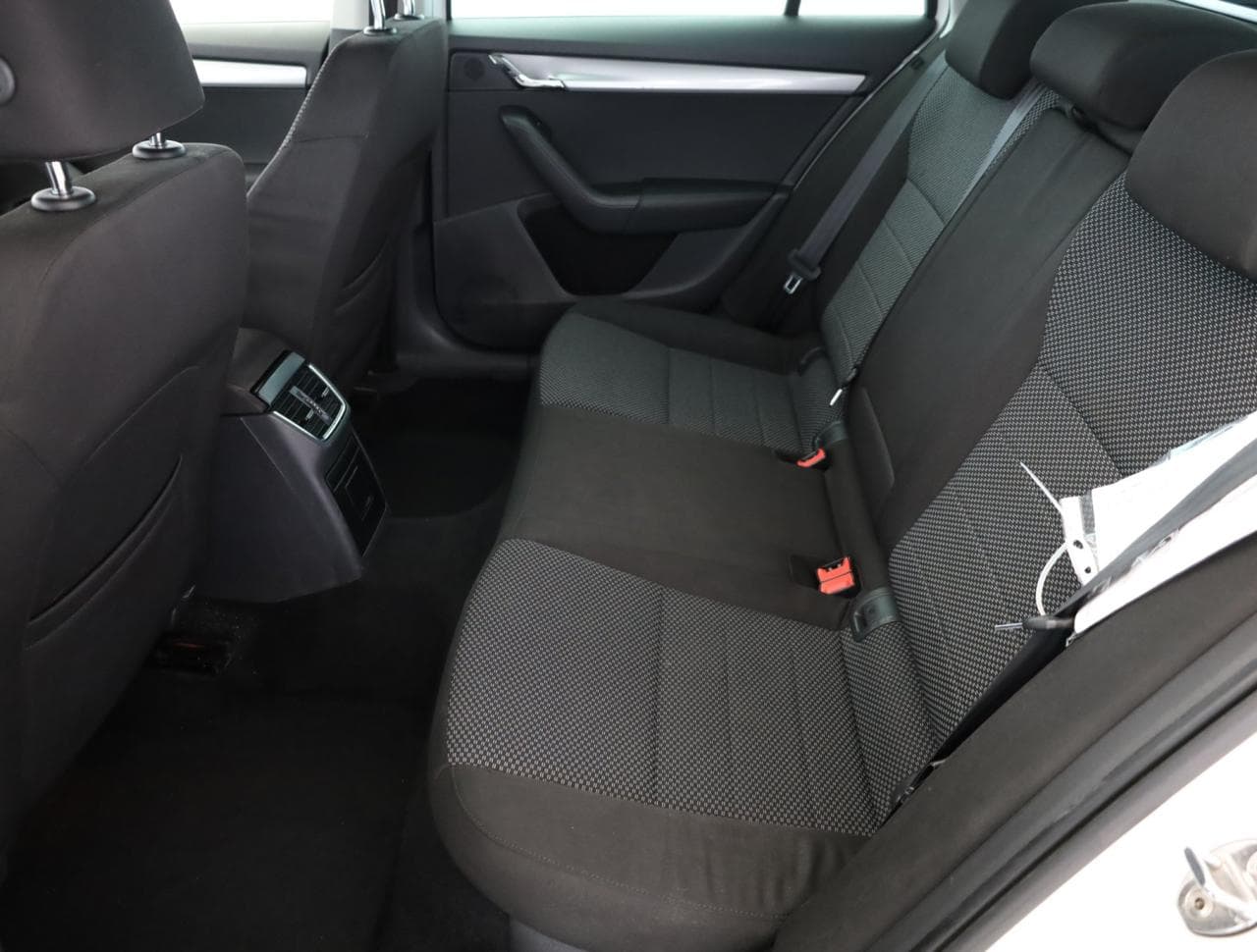 2014 Škoda OCTAVIA - 12