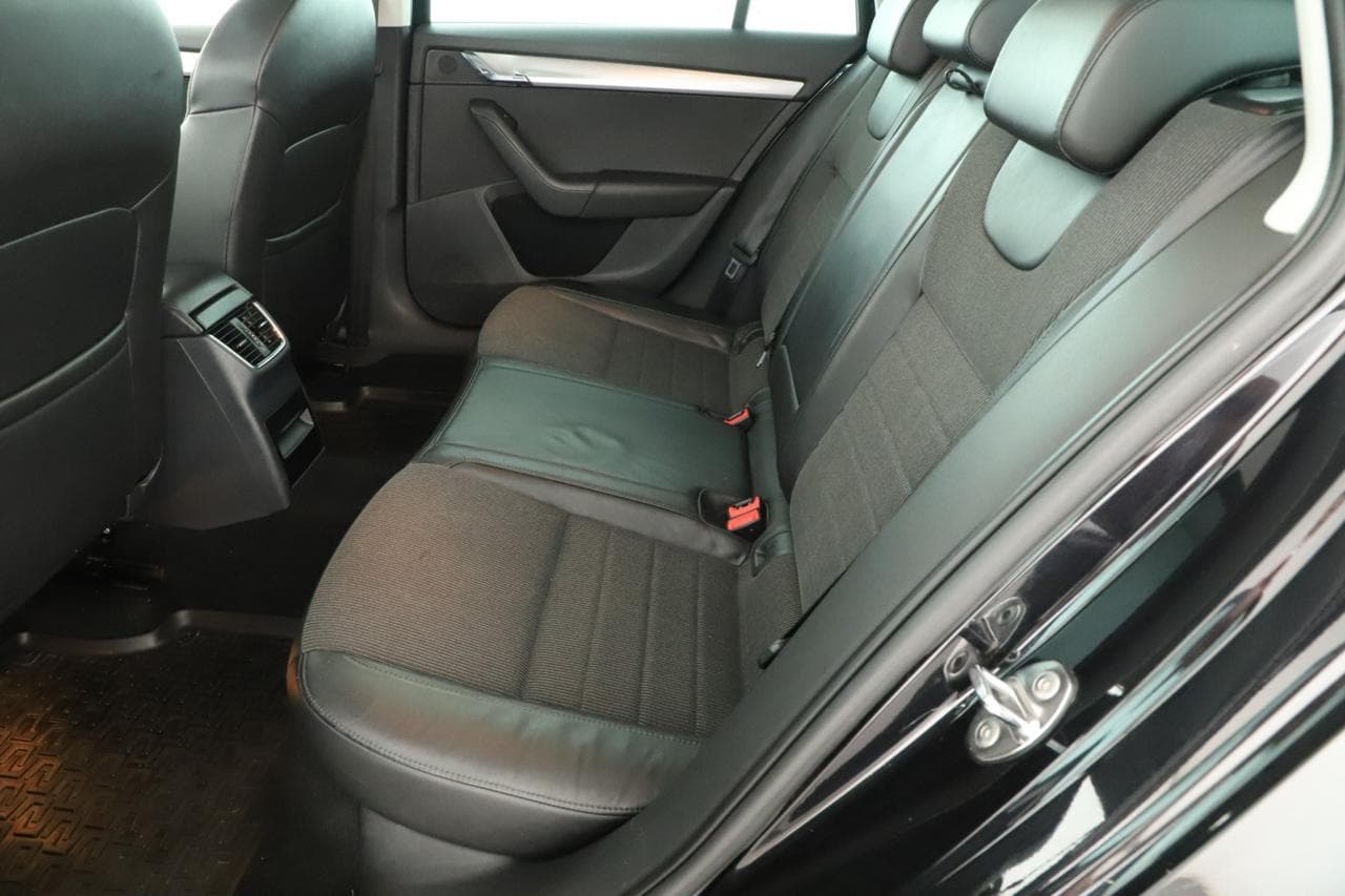 2013 Škoda OCTAVIA - 12