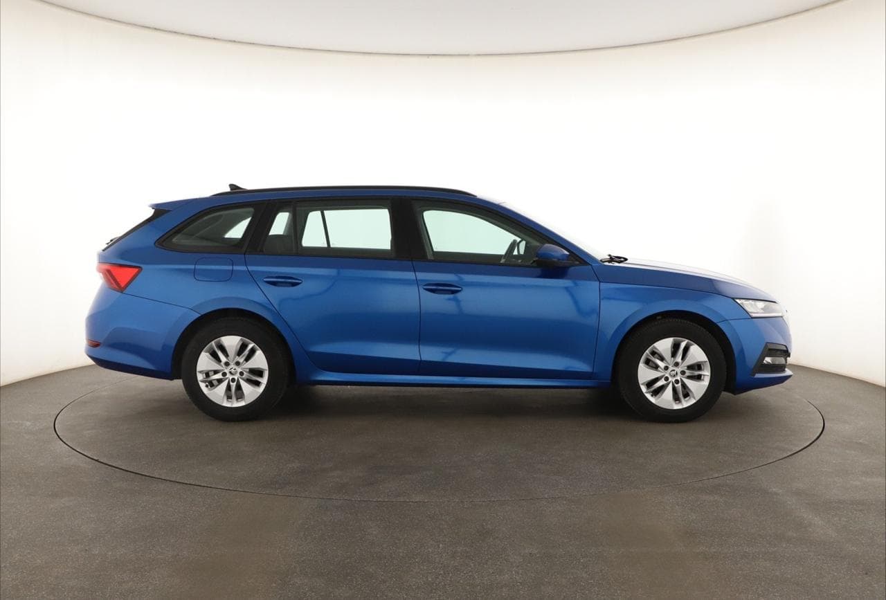 2022 Škoda OCTAVIA - 8