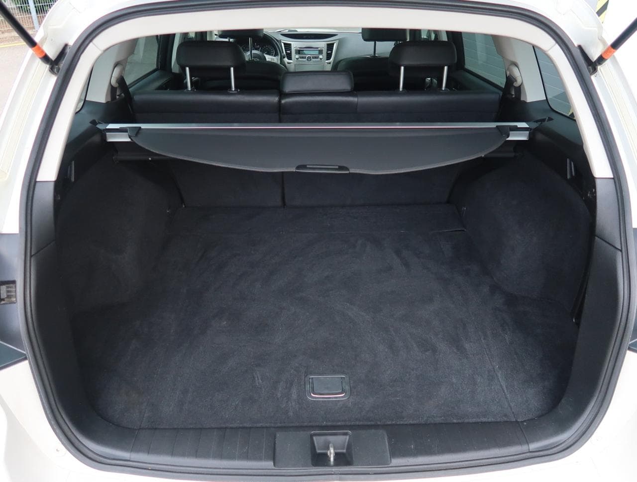 2012 Subaru OUTBACK - 19