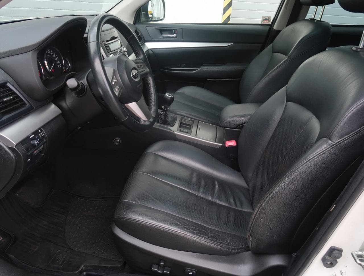 2012 Subaru OUTBACK - 16