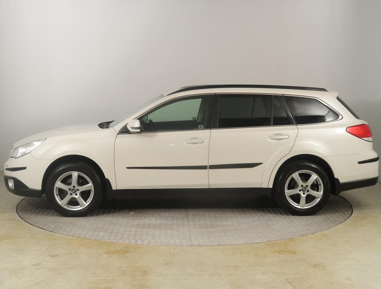 2012 Subaru OUTBACK - 4