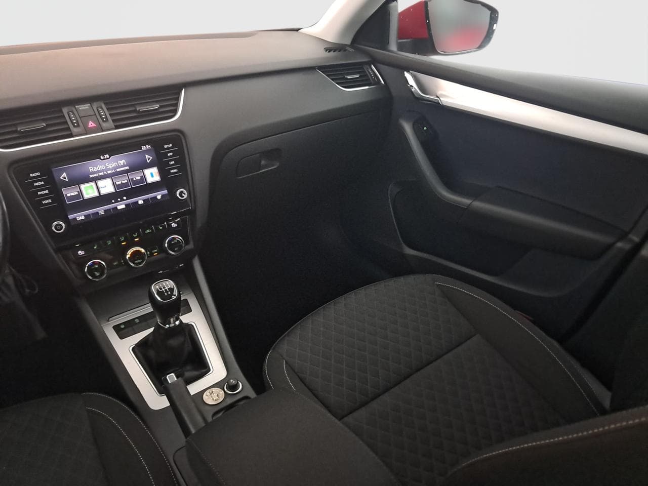 2017 Škoda OCTAVIA - 11
