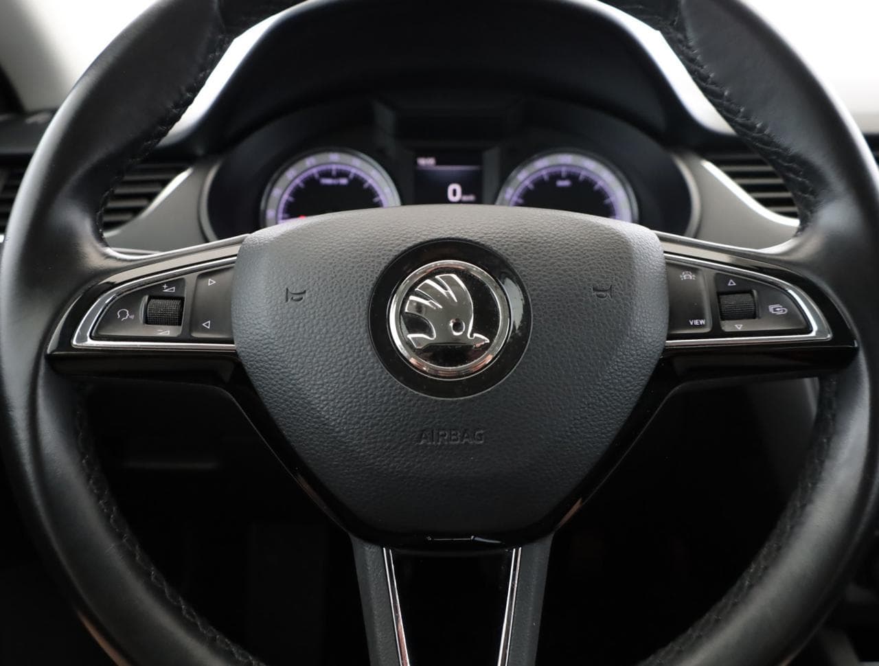 2018 Škoda OCTAVIA - 14