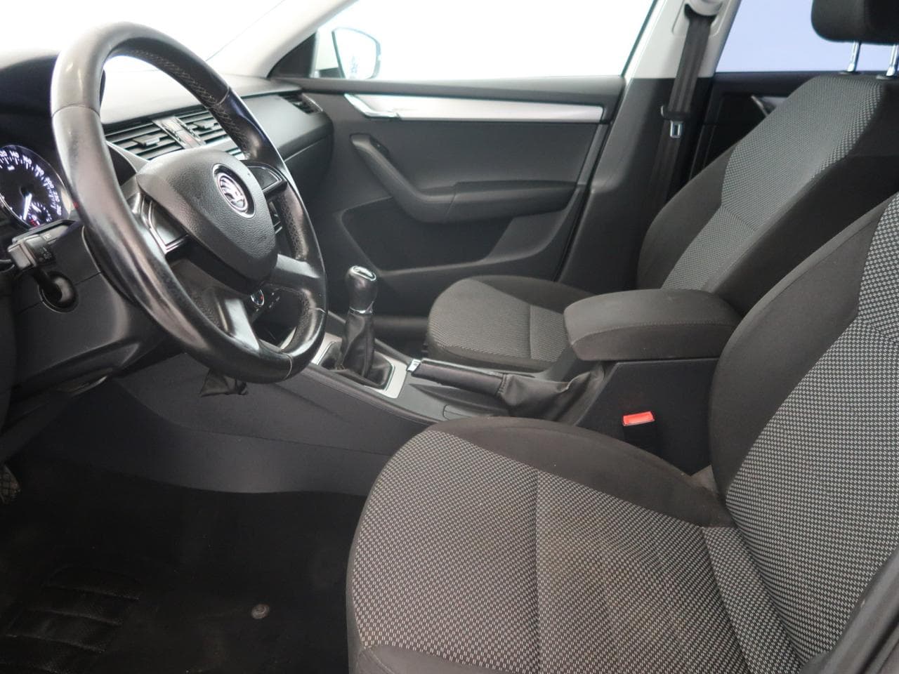 2015 Škoda OCTAVIA - 16