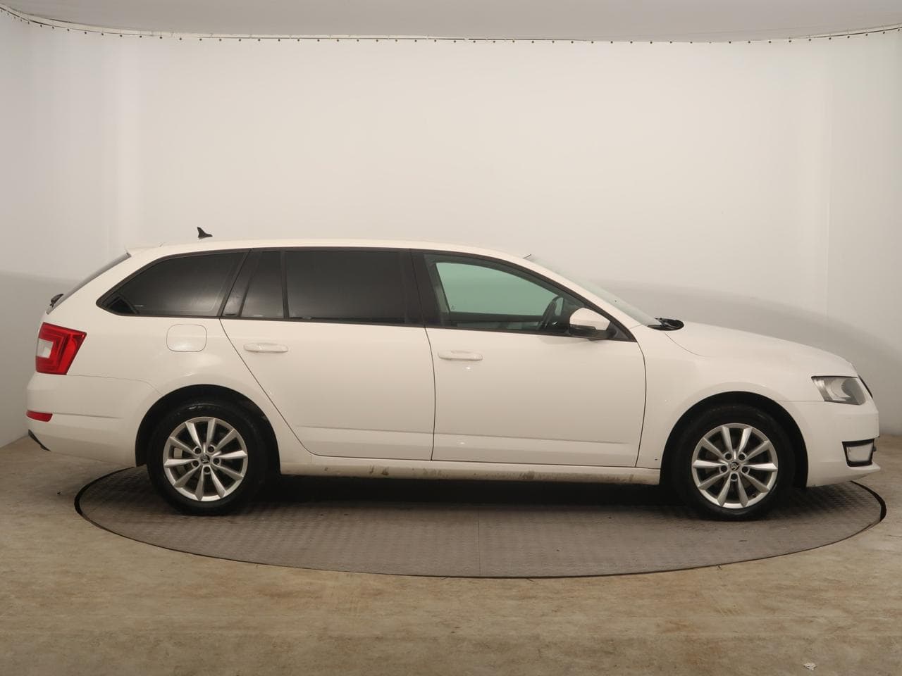 2015 Škoda OCTAVIA - 8