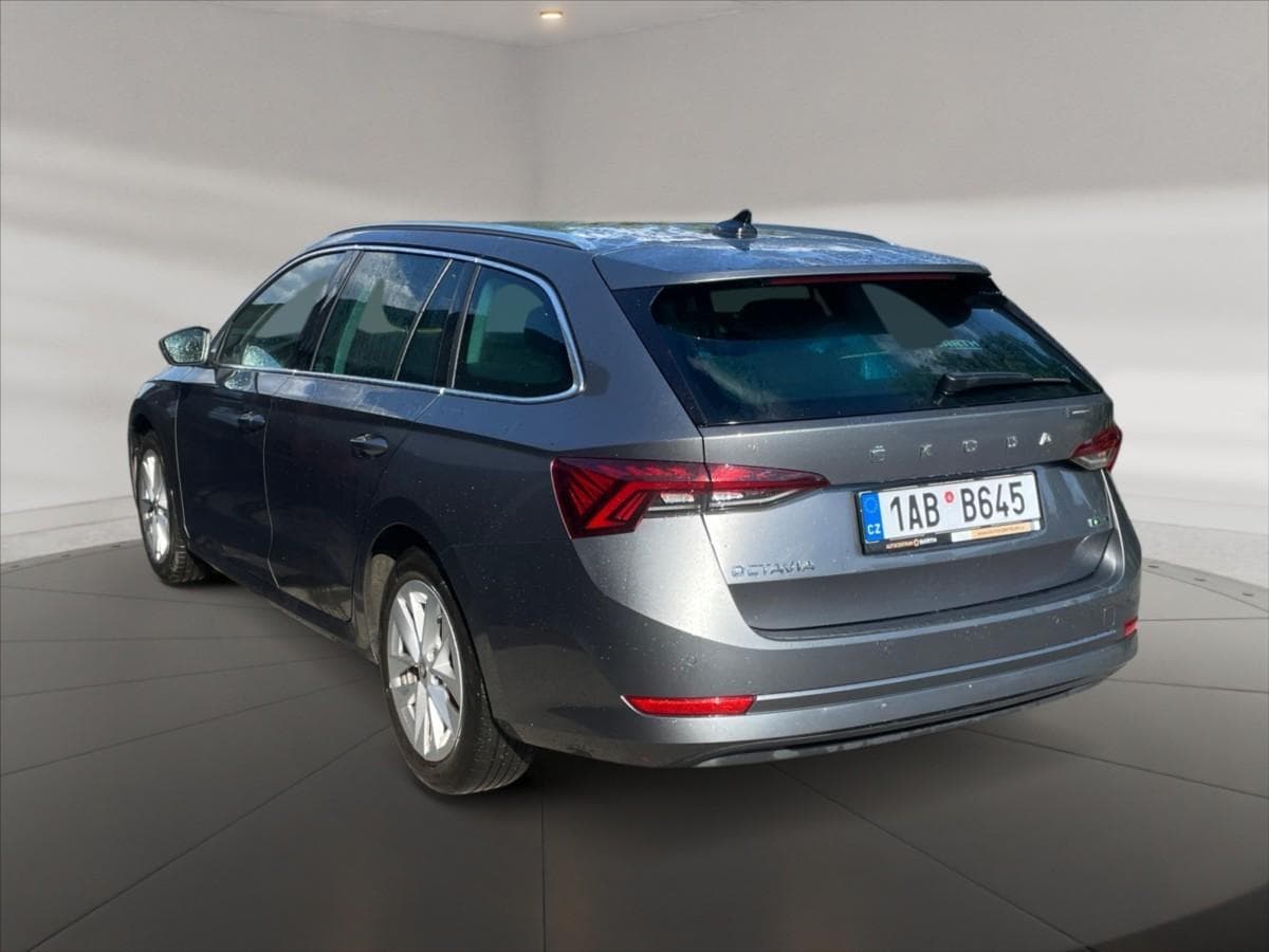 2022 Škoda OCTAVIA - 4