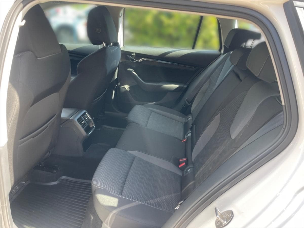 2023 Škoda OCTAVIA - 8