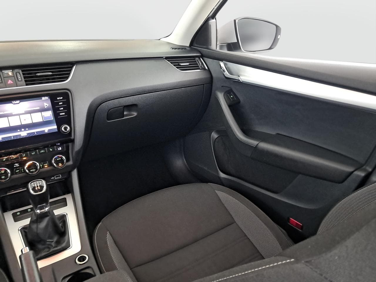 2019 Škoda OCTAVIA - 11