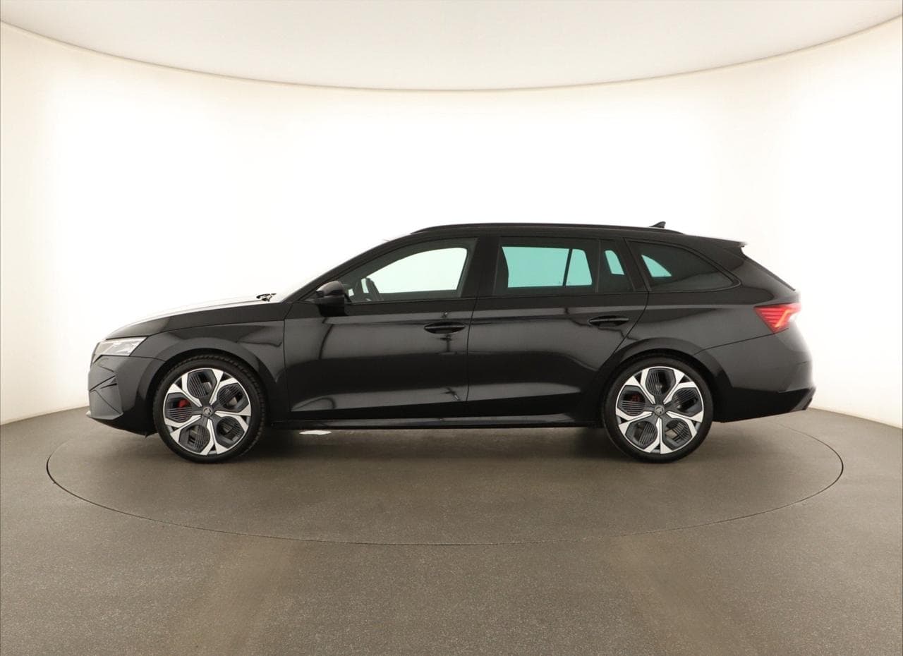 2025 Škoda OCTAVIA - 4