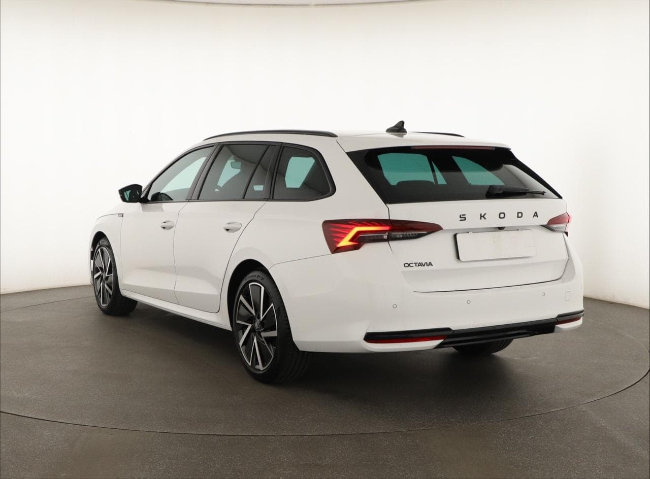 2025 Škoda OCTAVIA - 5