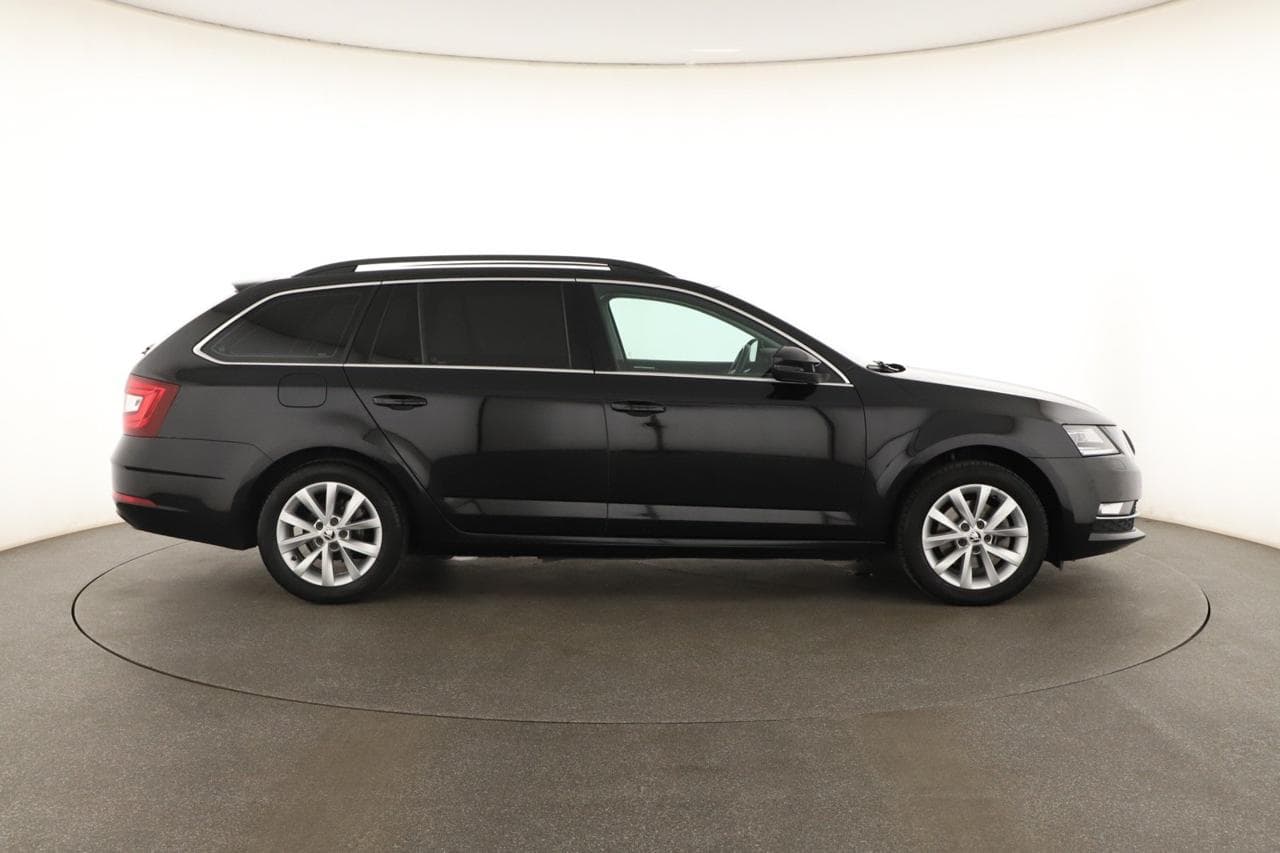 2018 Škoda OCTAVIA - 8