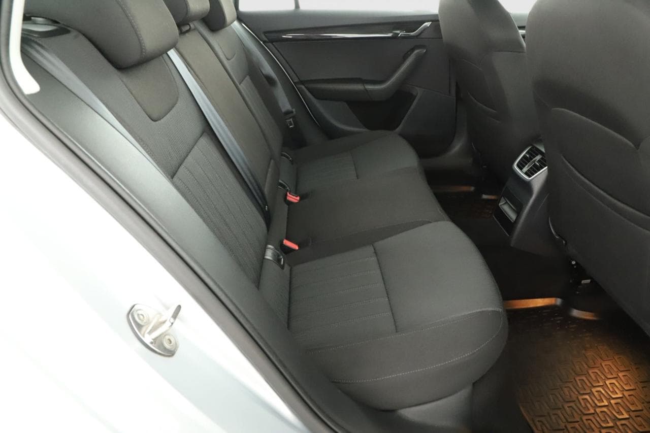 2019 Škoda OCTAVIA - 11