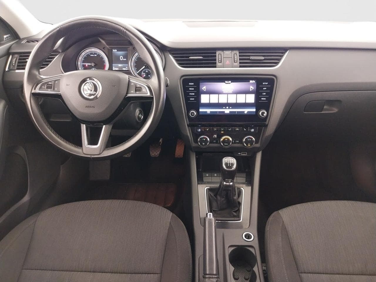 2019 Škoda OCTAVIA - 10