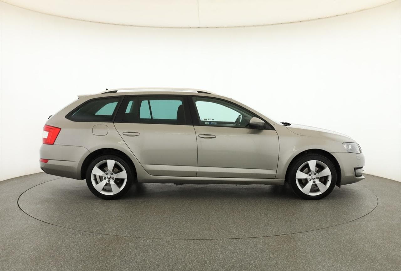 2014 Škoda OCTAVIA - 8