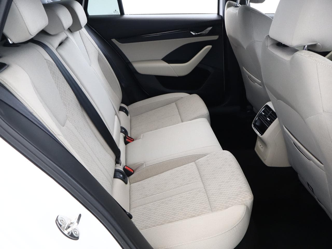 2020 Škoda OCTAVIA - 11