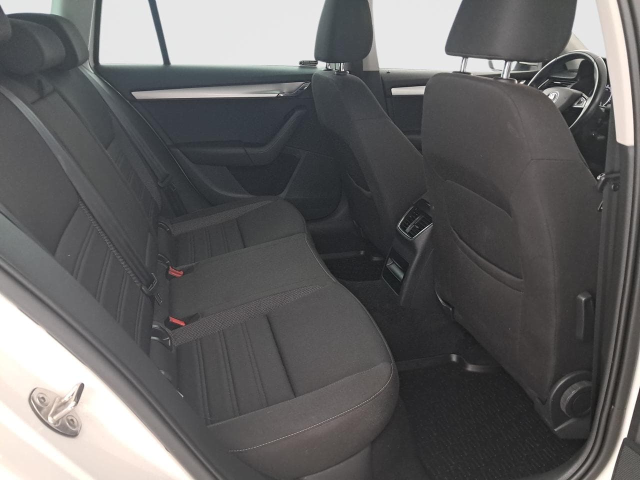 2019 Škoda OCTAVIA - 13