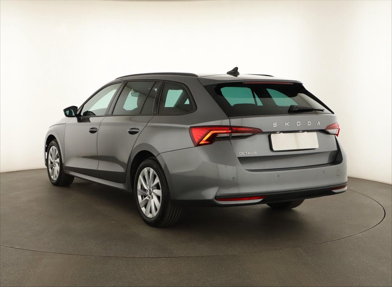 2025 Škoda OCTAVIA - 5