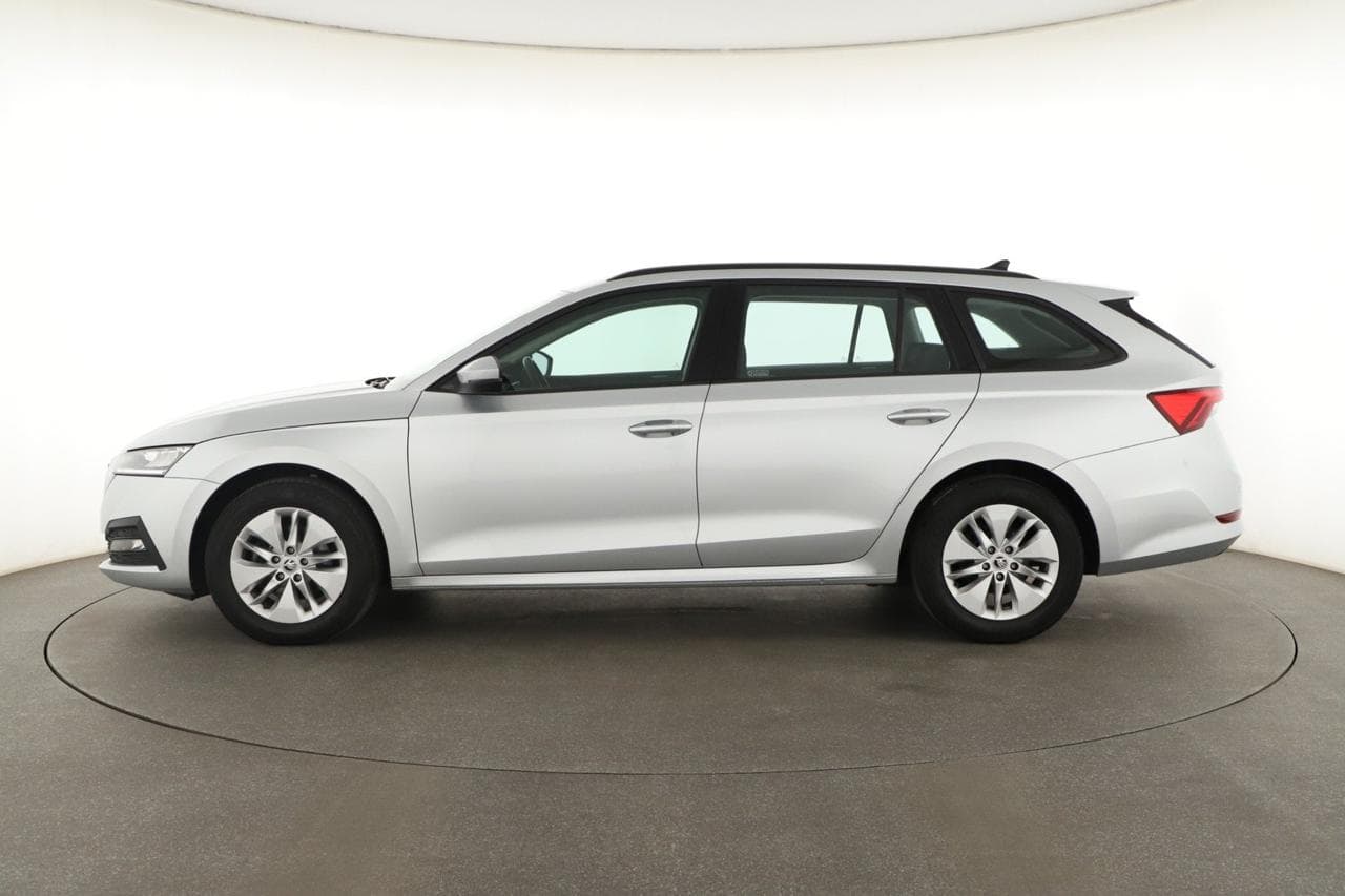 2023 Škoda OCTAVIA - 4