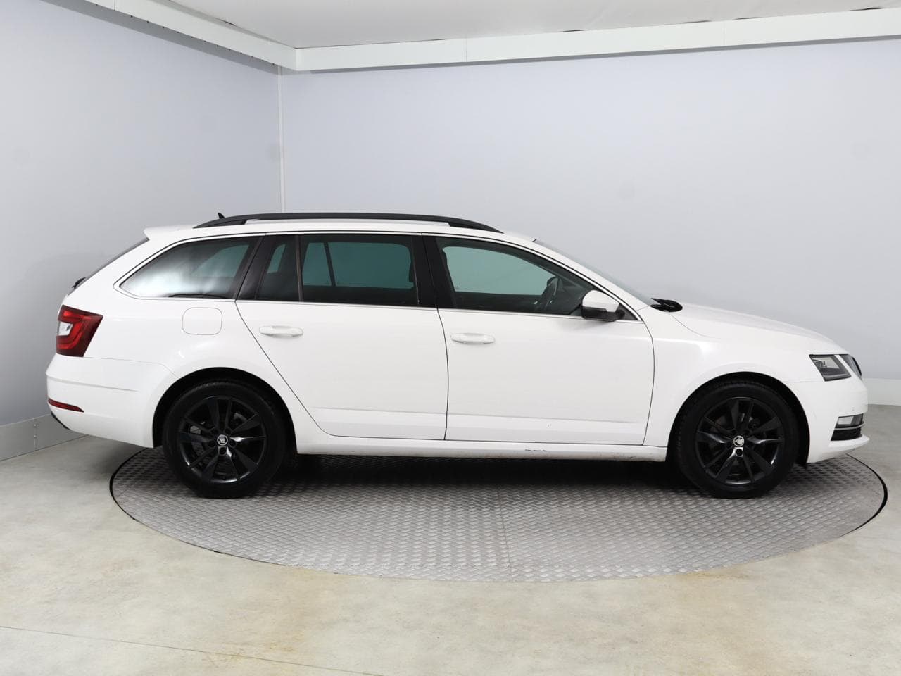2018 Škoda OCTAVIA - 8