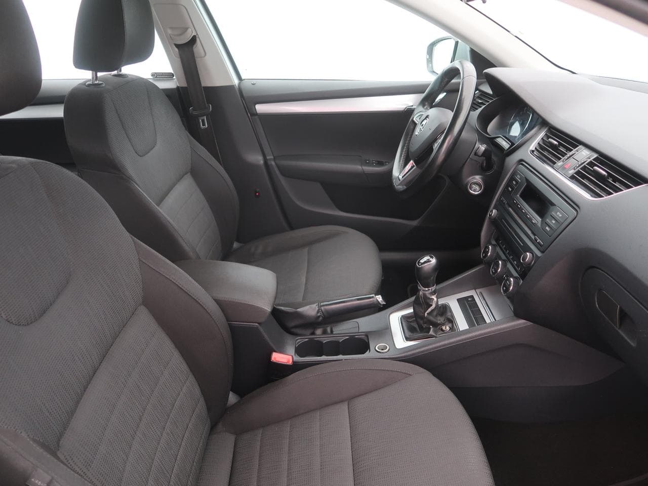 2013 Škoda OCTAVIA - 10