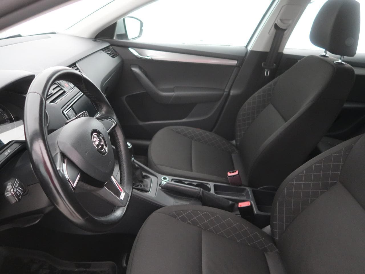 2018 Škoda OCTAVIA - 16