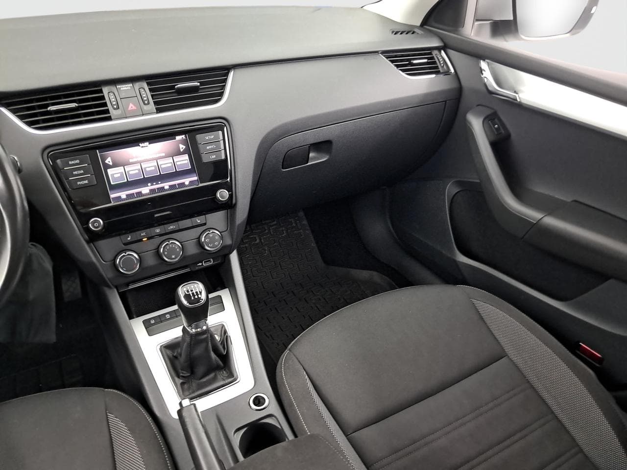 2019 Škoda OCTAVIA - 11