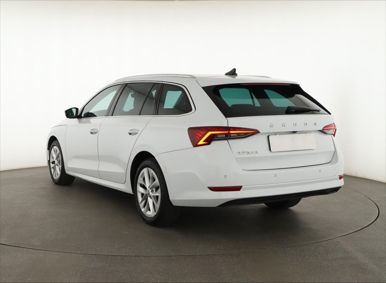 2021 Škoda OCTAVIA - 5